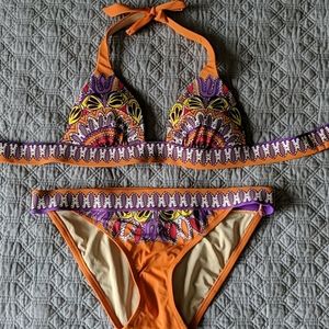 Bathing suit